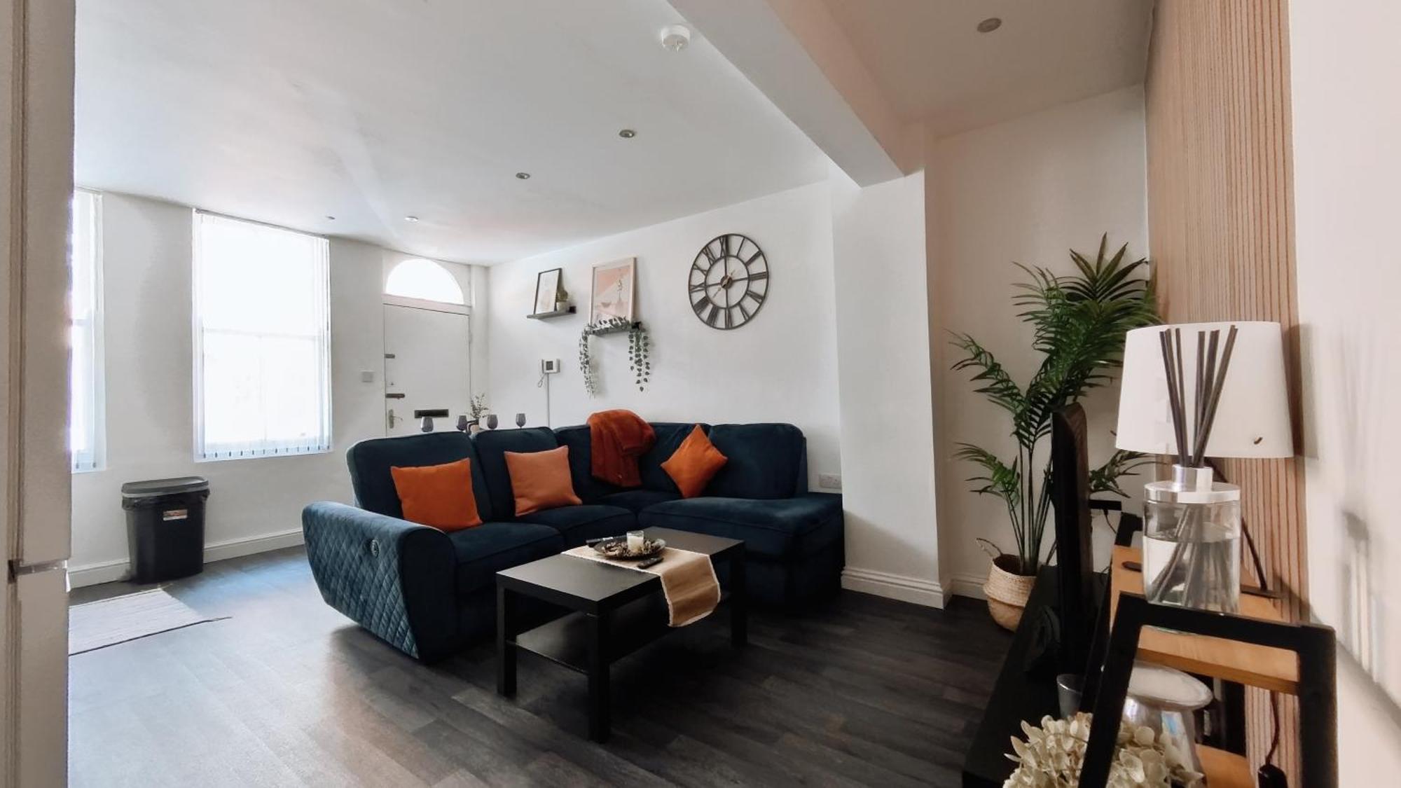 Group Bookings: Up To 30 Guests Across 5 Spacious Flats! Keyless Access Free Wifi & Parking Birmingham Zewnętrze zdjęcie