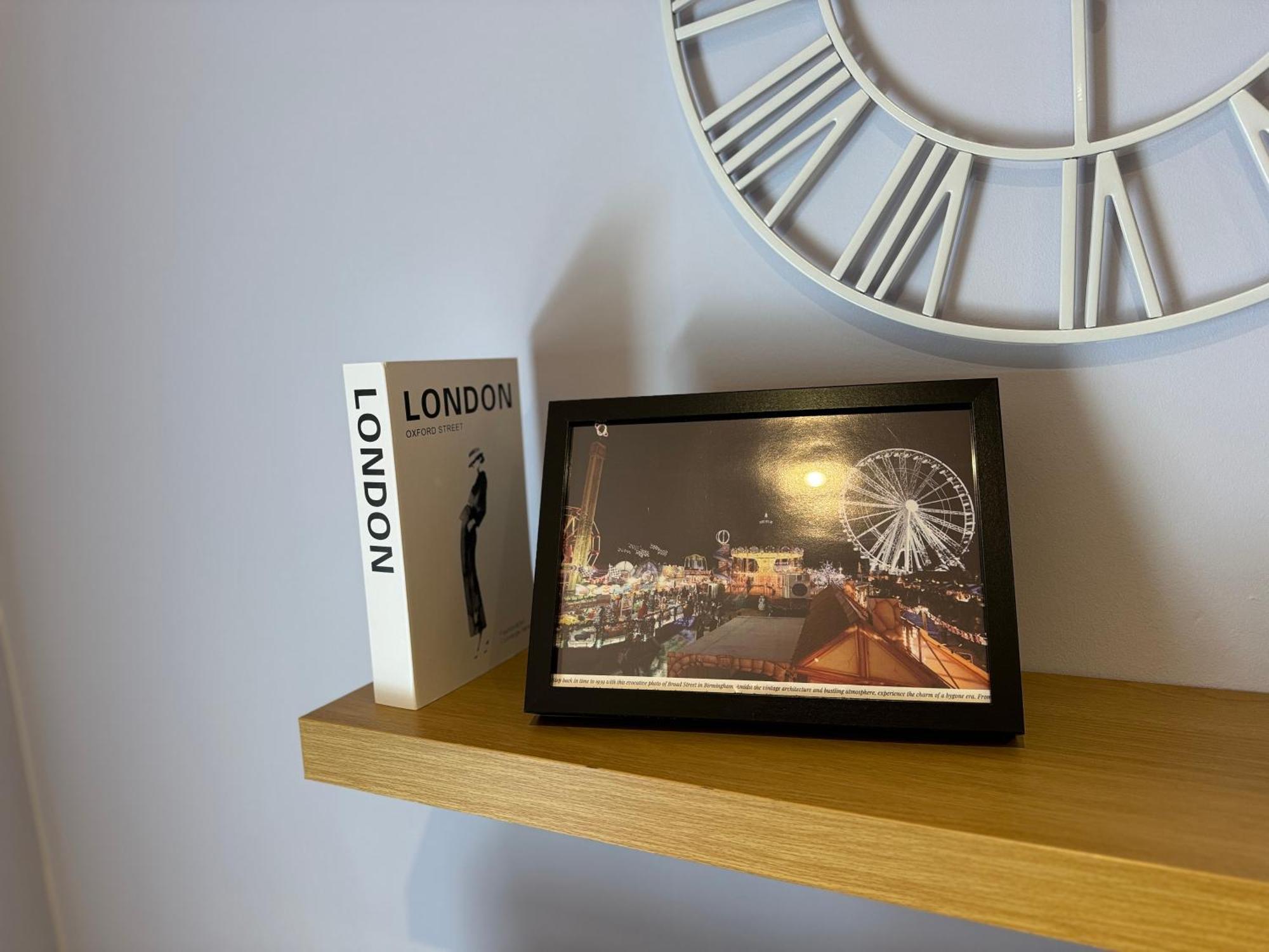Group Bookings: Up To 30 Guests Across 5 Spacious Flats! Keyless Access Free Wifi & Parking Birmingham Zewnętrze zdjęcie