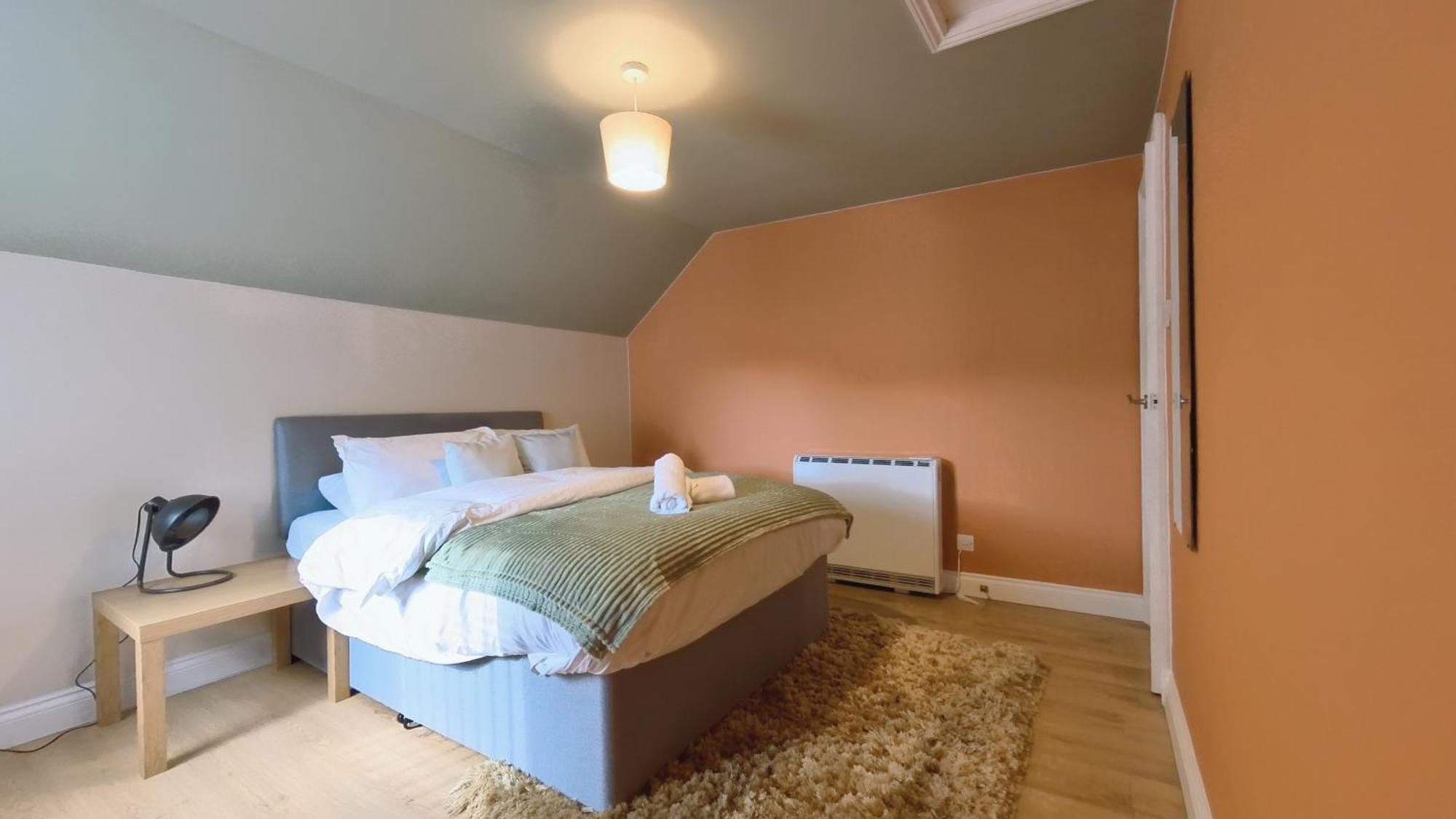 Group Bookings: Up To 30 Guests Across 5 Spacious Flats! Keyless Access Free Wifi & Parking Birmingham Zewnętrze zdjęcie
