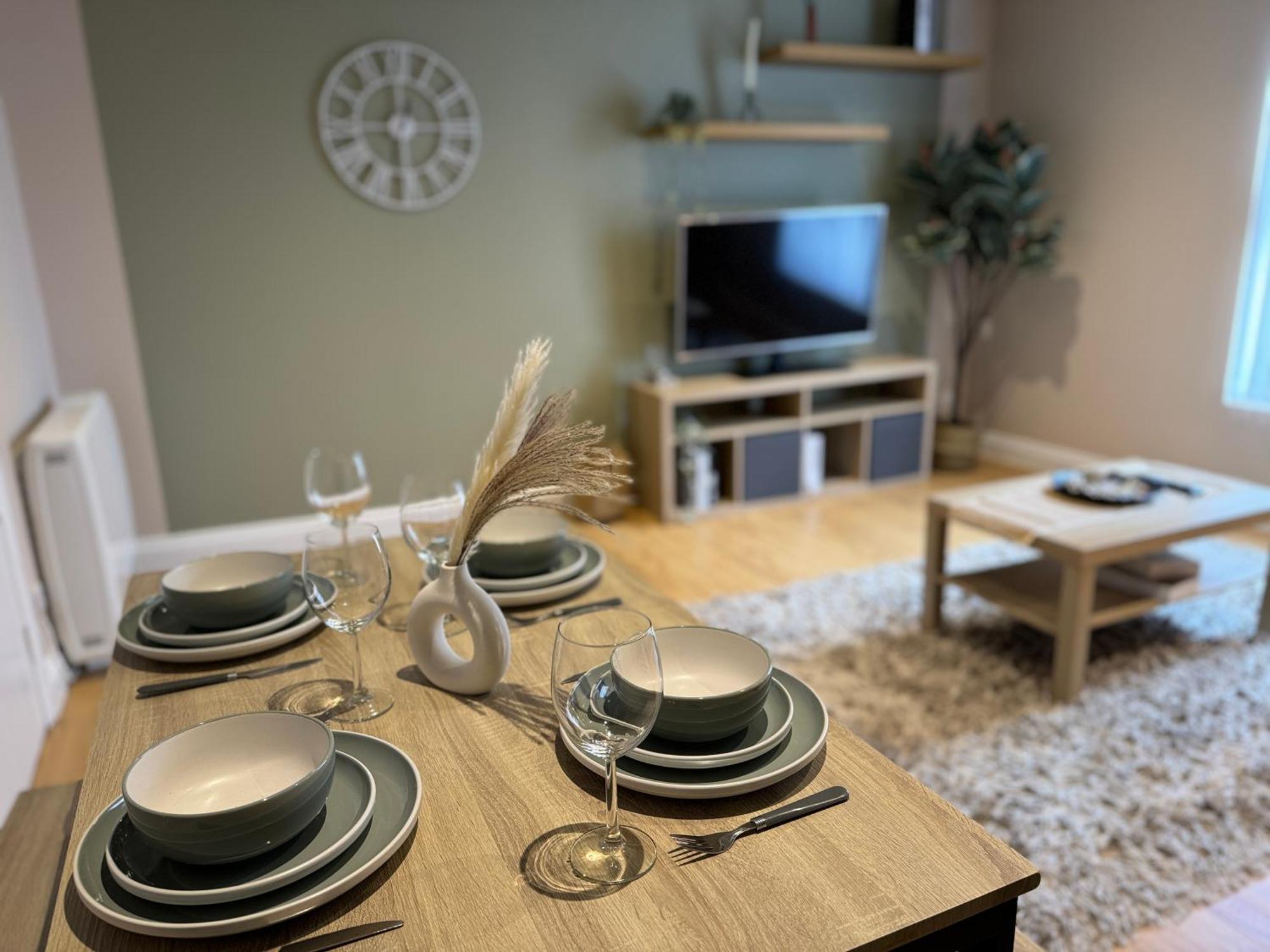 Group Bookings: Up To 30 Guests Across 5 Spacious Flats! Keyless Access Free Wifi & Parking Birmingham Zewnętrze zdjęcie